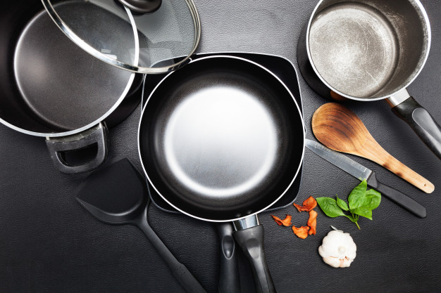 12 Types of Modern Cookware That Must Be Owned and Their Functions