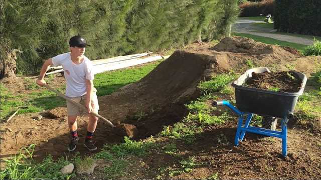 Building Dirt Jumps 101: Essential Steps and Safety Precautions-1