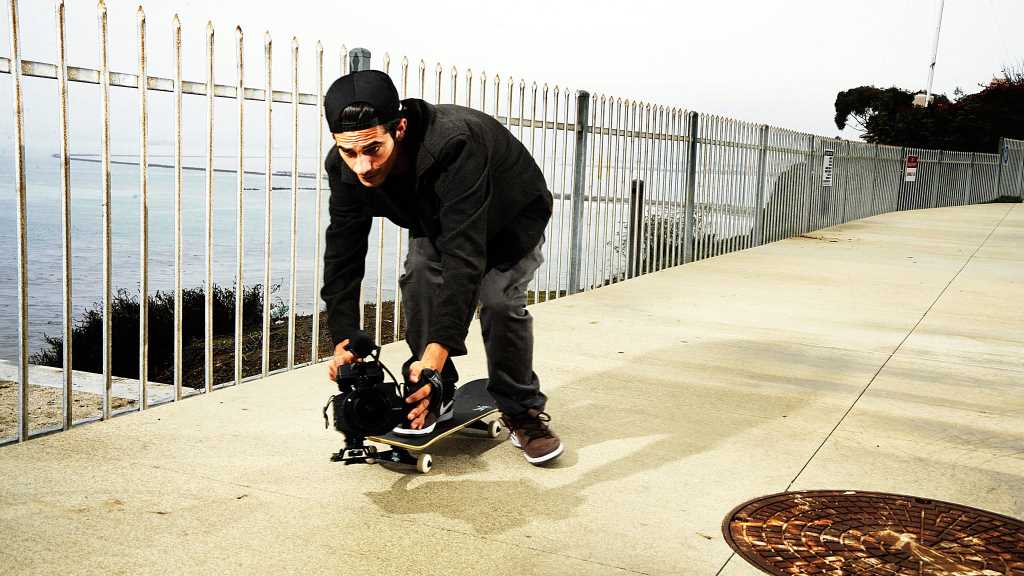 Unlock Your Potential: Learn How to Become a Skate Filmer-2