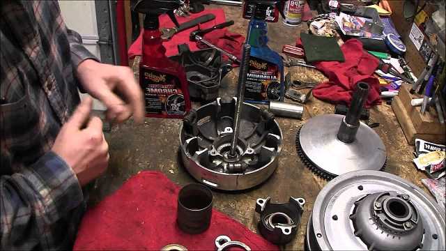 Revitalize Your Ski-Doo Clutch: A Step-by-Step Cleaning Guide for Optimal Performance-2